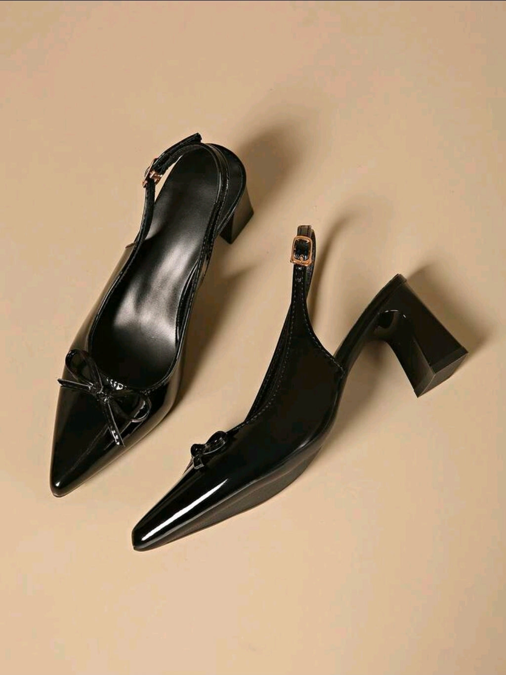Tacones de charol